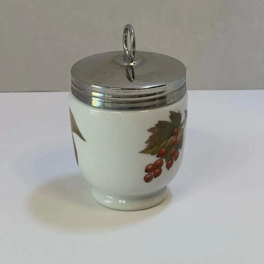 Vintage Royal Worcester Evesham Gold king size egg‎ coddley w/lid 3 1/8 Peach